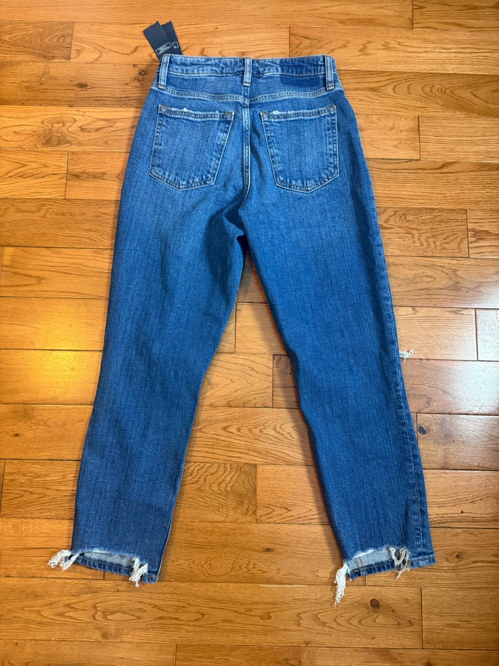 Abercrombie & Fitch “Curve Love” Distressed High Rise Mom Jeans 2 Short NWT - Picture 2 of 6